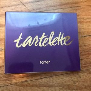 Tartlette Amazonian Clay Matte Eyeshadow Palette